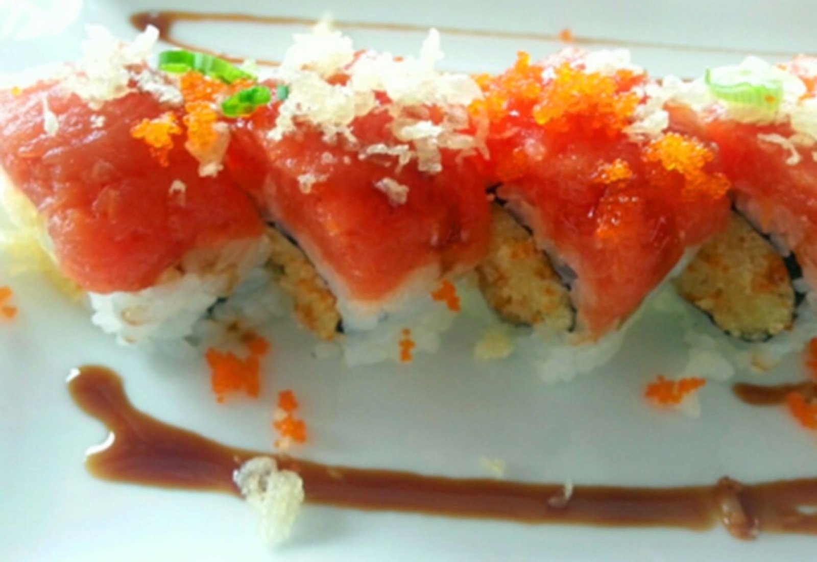 Crunchy spicy tuna roll