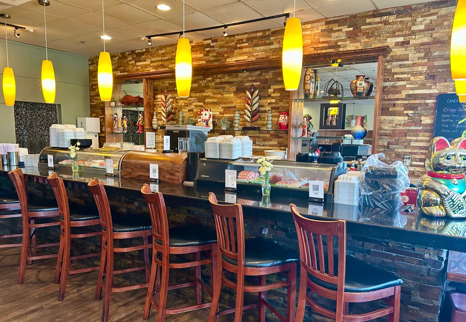 Okinawa sushi bar